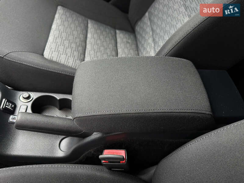 Универсал Skoda Octavia 2010 в Полтаве