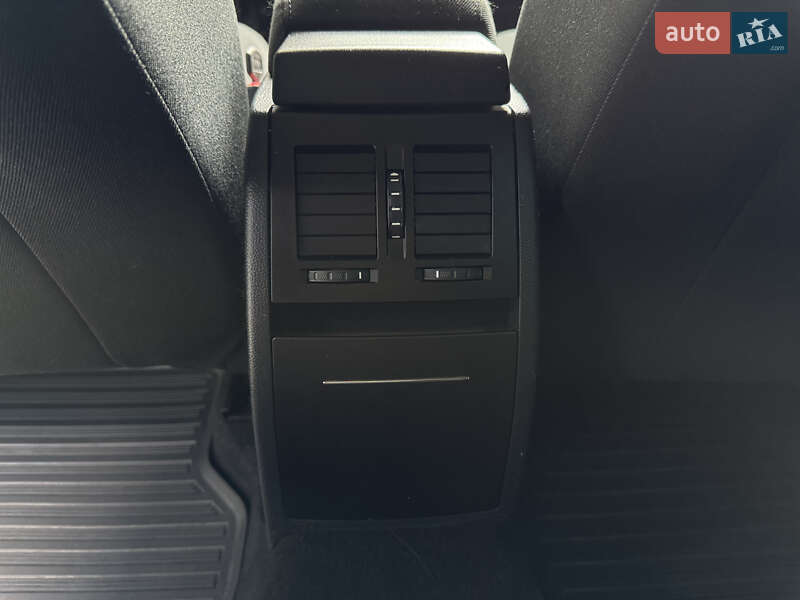 Универсал Skoda Octavia 2010 в Полтаве