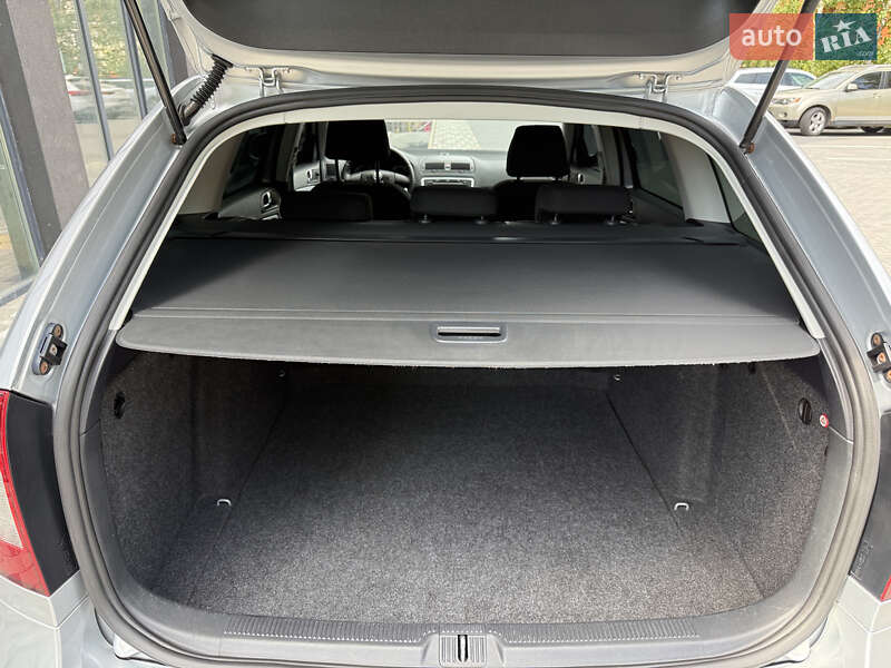 Универсал Skoda Octavia 2010 в Полтаве