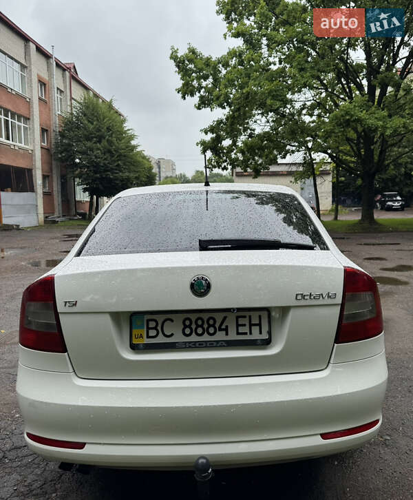 Лифтбек Skoda Octavia 2012 в Львове