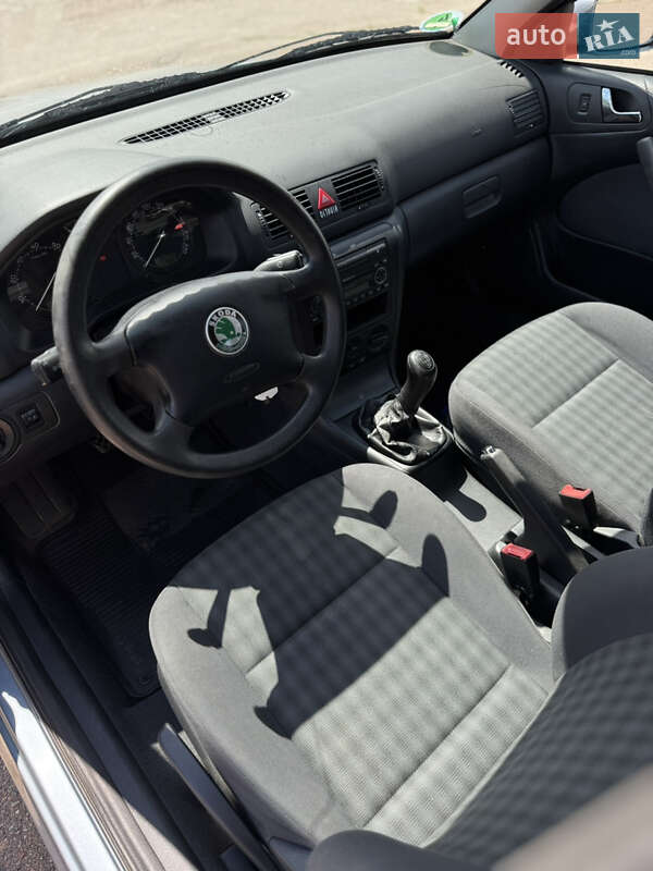 Лифтбек Skoda Octavia 2005 в Чернигове