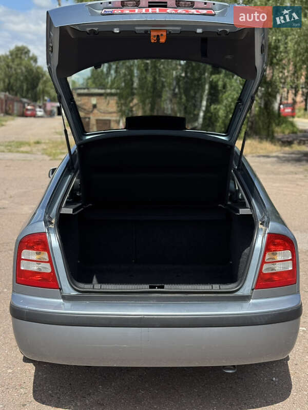 Лифтбек Skoda Octavia 2005 в Чернигове