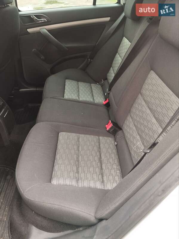 Універсал Skoda Octavia 2013 в Мамаївцах