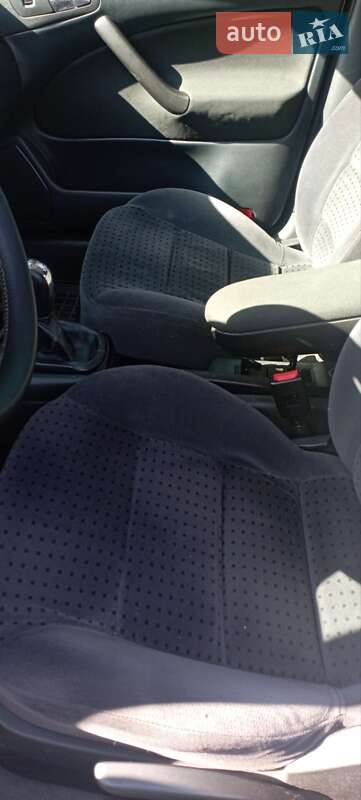 Лифтбек Skoda Octavia 2004 в Староконстантинове