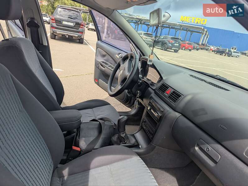 Лифтбек Skoda Octavia 2004 в Киеве