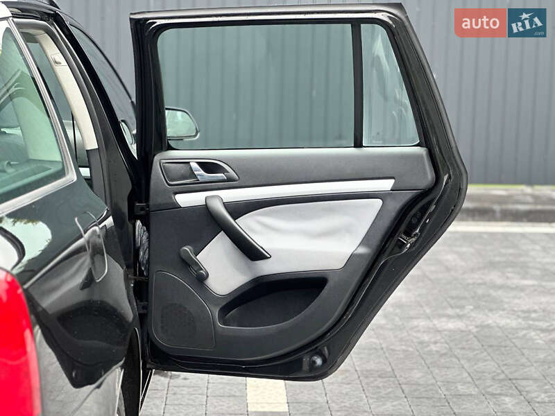 Универсал Skoda Octavia 2005 в Самборе