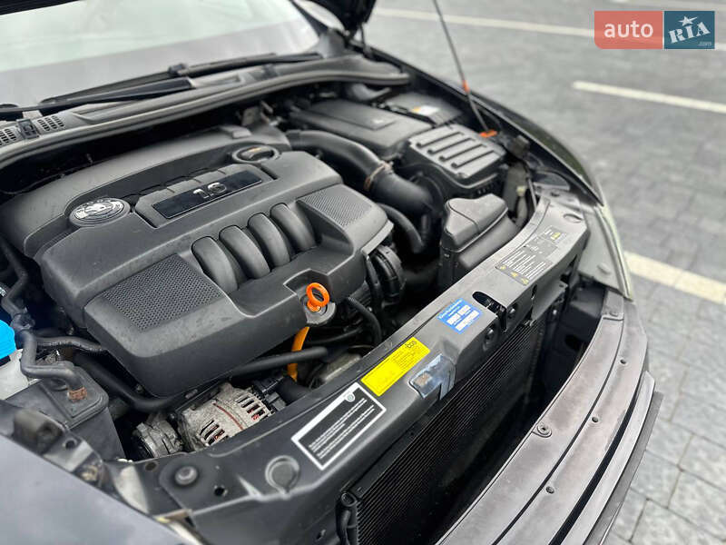 Универсал Skoda Octavia 2005 в Самборе