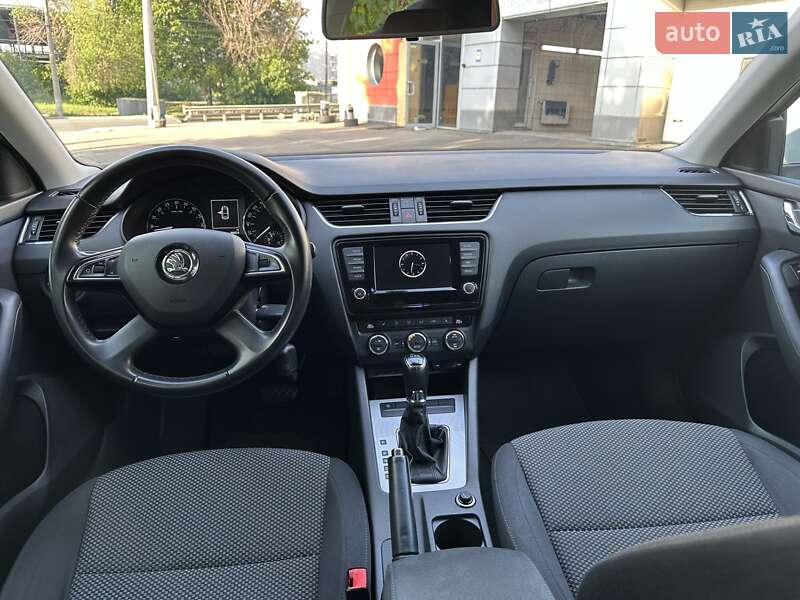 Лифтбек Skoda Octavia 2013 в Харькове