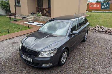 Універсал Skoda Octavia 2010 в Гатне