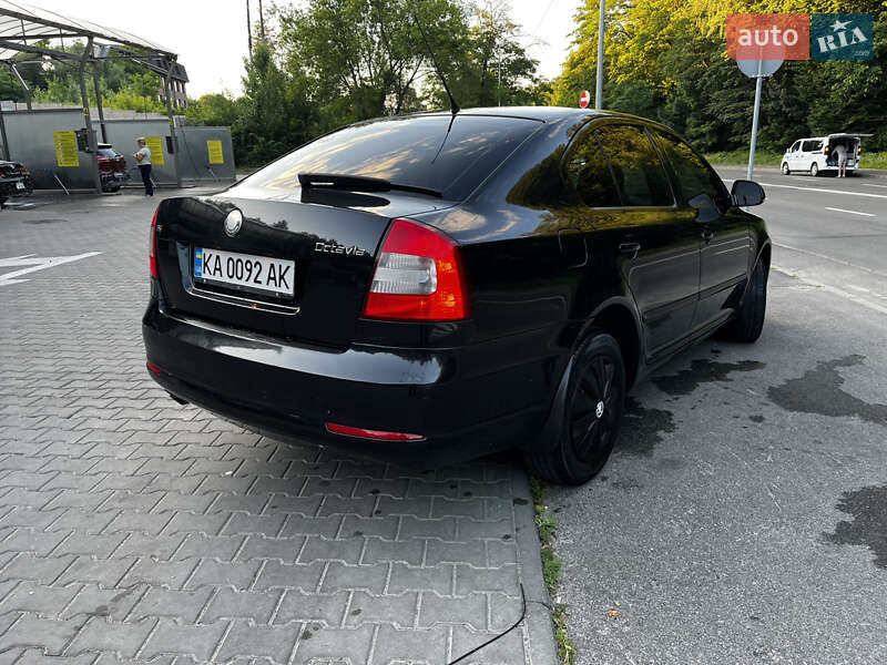 Лифтбек Skoda Octavia 2010 в Киеве
