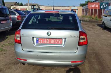 Універсал Skoda Octavia 2012 в 