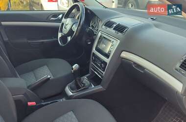 Універсал Skoda Octavia 2012 в 