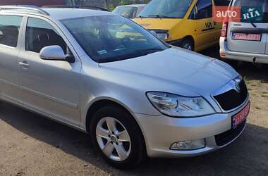 Універсал Skoda Octavia 2012 в 