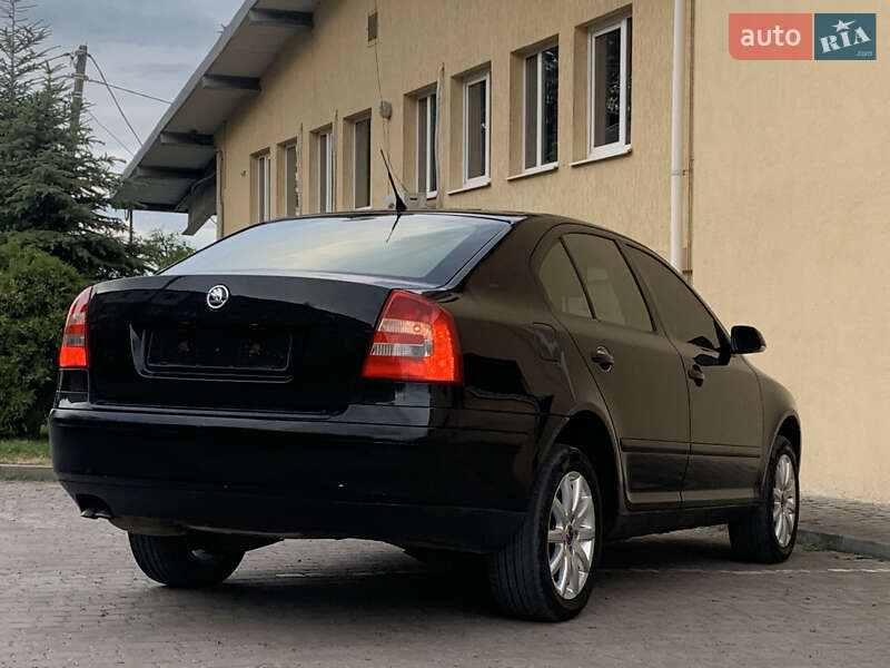 Лифтбек Skoda Octavia 2007 в Трускавце