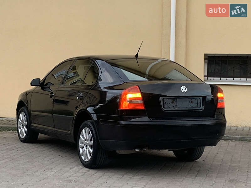 Лифтбек Skoda Octavia 2007 в Трускавце