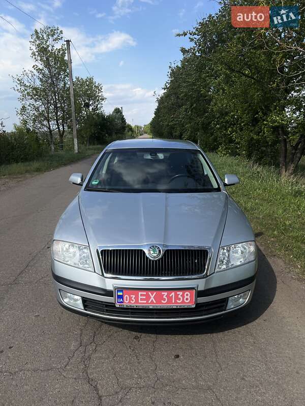 Лифтбек Skoda Octavia 2008 в Житомире
