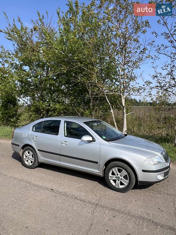 Лифтбек Skoda Octavia 2008 в Житомире