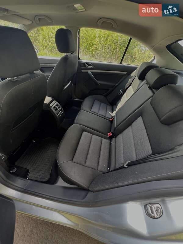 Лифтбек Skoda Octavia 2008 в Житомире
