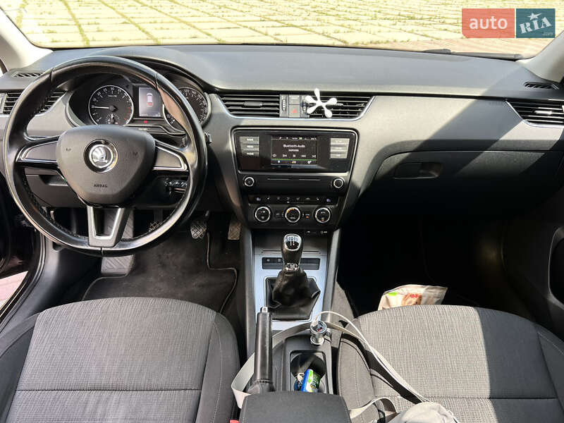 Універсал Skoda Octavia 2015 в Харкові