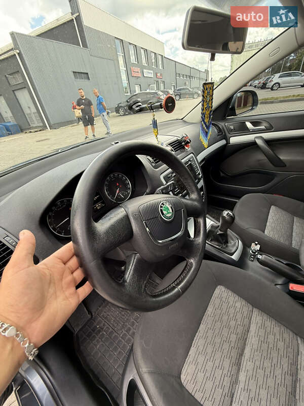 Универсал Skoda Octavia 2009 в Стрые