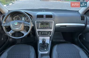 Универсал Skoda Octavia 2011 в 