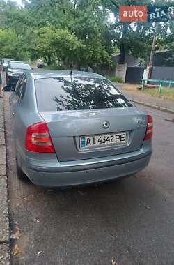 Лифтбек Skoda Octavia 2005 в 