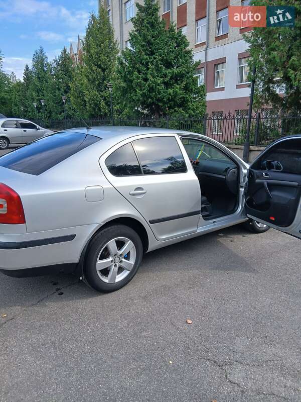 Лифтбек Skoda Octavia 2005 в Виннице