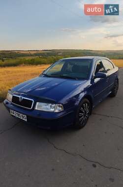 Лифтбек Skoda Octavia 1999 в Первомайске