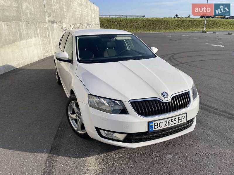 Лифтбек Skoda Octavia 2015 в Львове