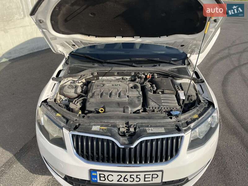 Лифтбек Skoda Octavia 2015 в Львове