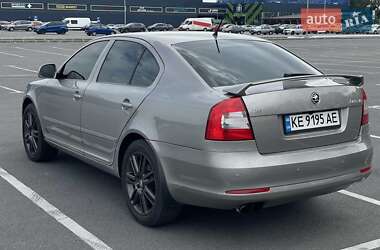 Лифтбек Skoda Octavia 2012 в 
