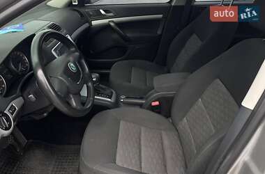 Лифтбек Skoda Octavia 2012 в 