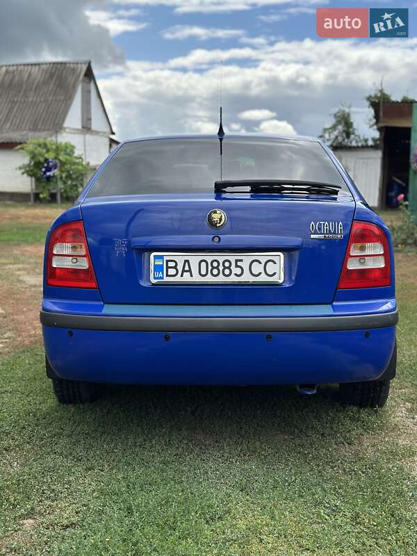 Лифтбек Skoda Octavia 2009 в Черкассах