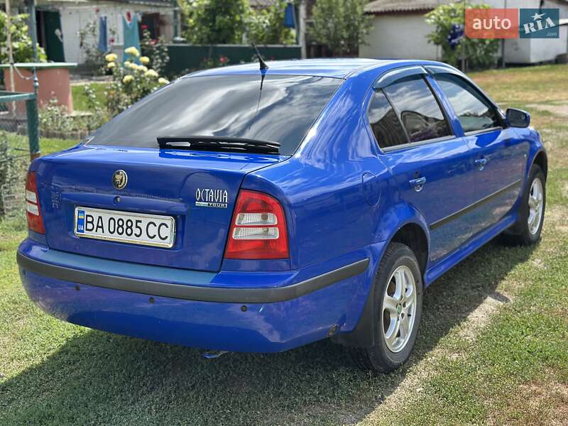 Лифтбек Skoda Octavia 2009 в Черкассах