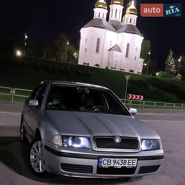 Лифтбек Skoda Octavia 2001 в Чернигове