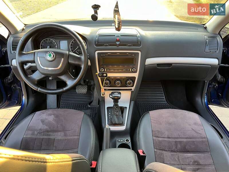 Лифтбек Skoda Octavia 2010 в Хмельницком