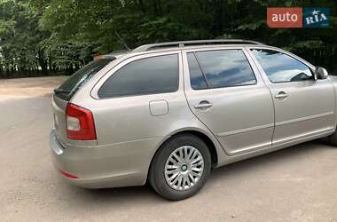 Універсал Skoda Octavia 2011 в 