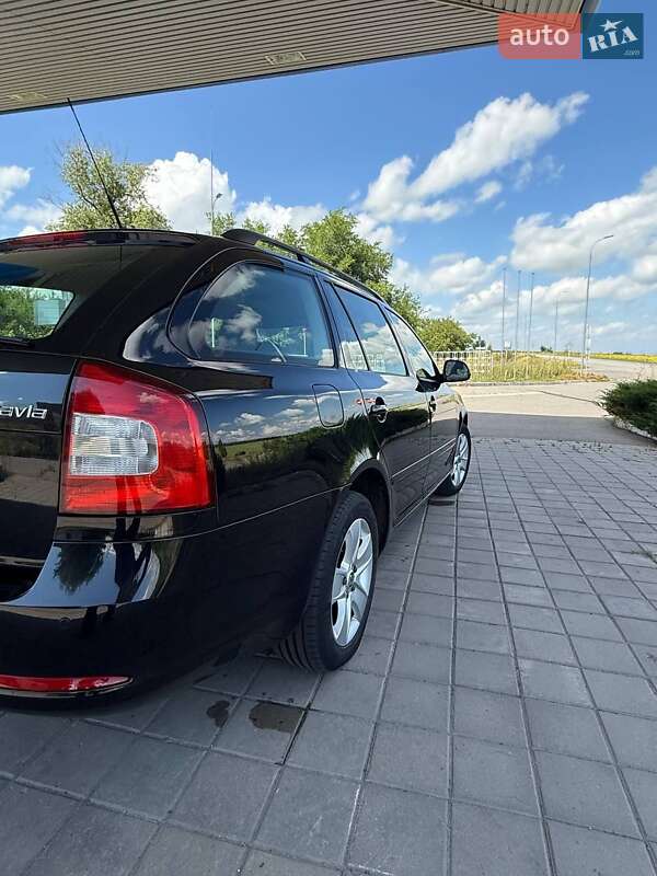 Універсал Skoda Octavia 2009 в Великій Багачці