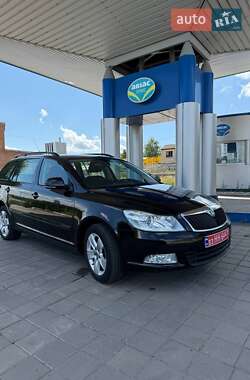 Универсал Skoda Octavia 2009 в Великой Багачке