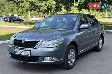 Лифтбек Skoda Octavia 2012 в 