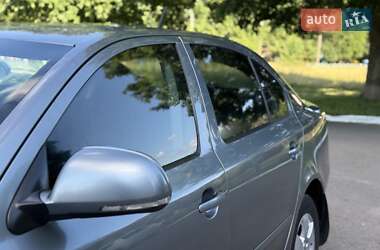 Лифтбек Skoda Octavia 2012 в 