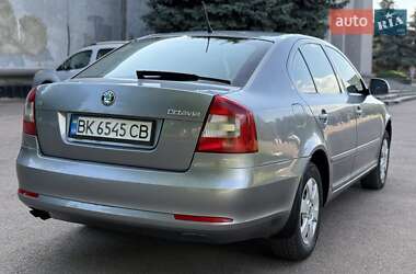 Лифтбек Skoda Octavia 2012 в 