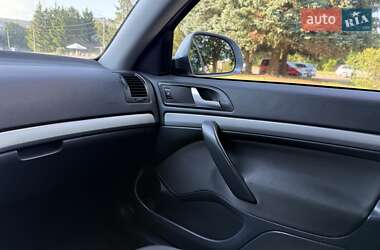 Лифтбек Skoda Octavia 2012 в 
