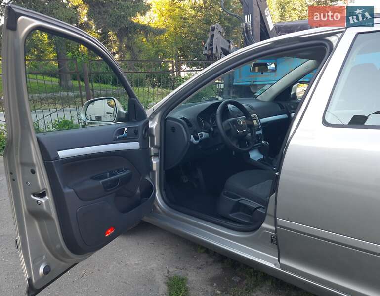 Лифтбек Skoda Octavia 2011 в Хмельницком
