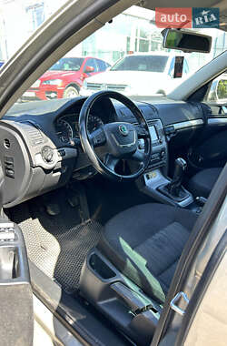 Универсал Skoda Octavia 2012 в 