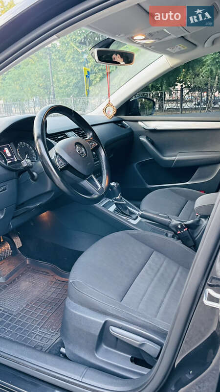 Лифтбек Skoda Octavia 2017 в Подгородном