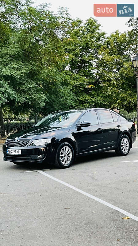 Лифтбек Skoda Octavia 2017 в Подгородном