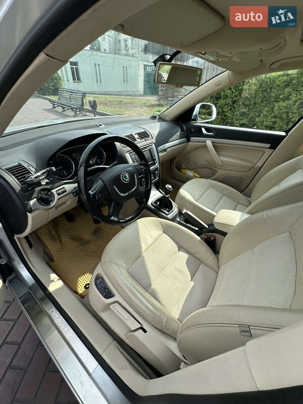Универсал Skoda Octavia 2010 в Днепре
