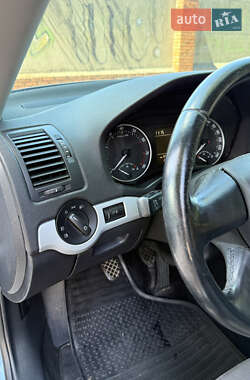 Лифтбек Skoda Octavia 2009 в 