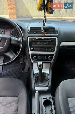 Лифтбек Skoda Octavia 2009 в 